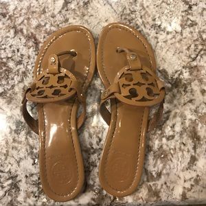 Tory burch flip flop